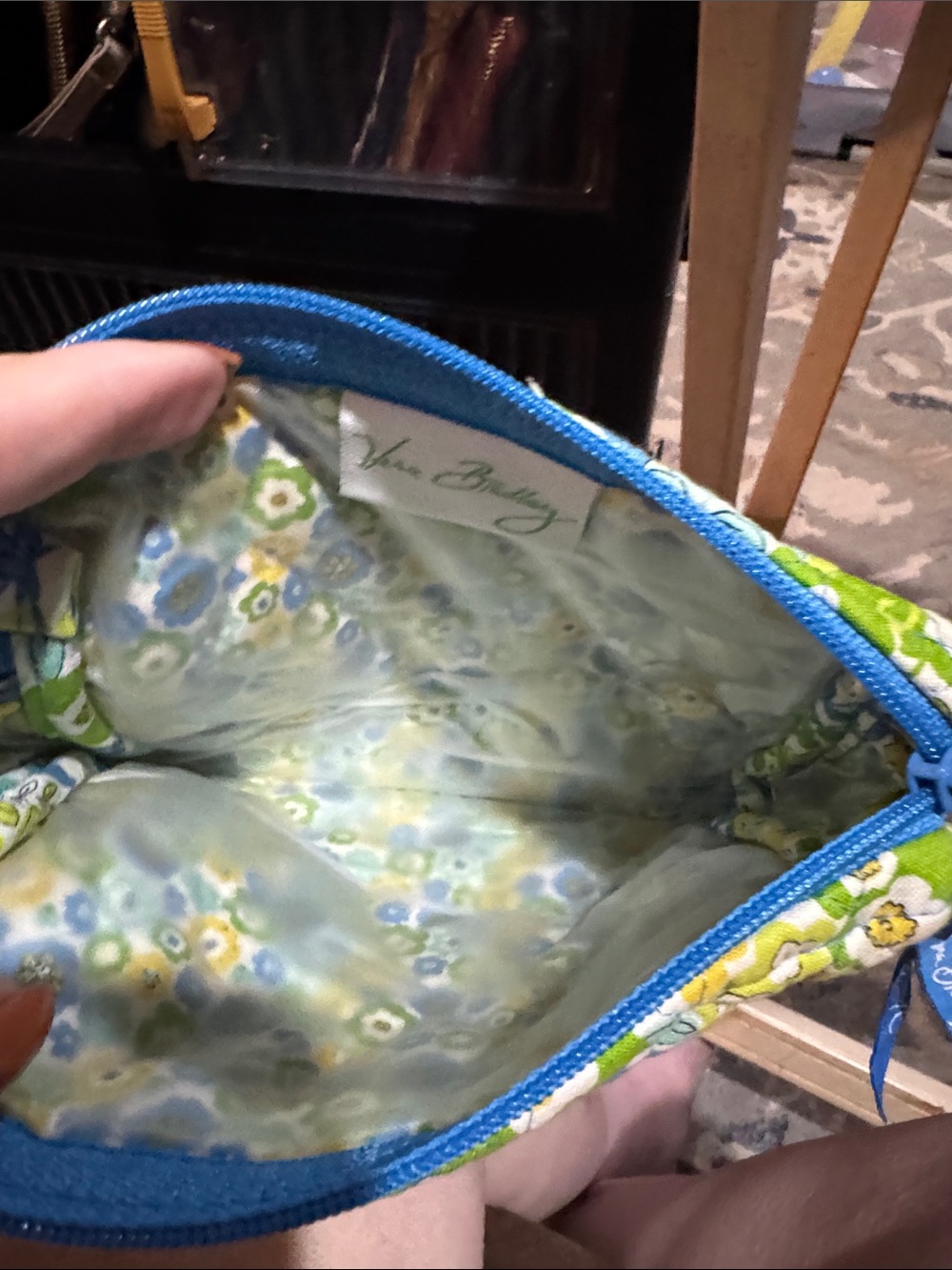 Floral Quilted Cosmetic Pouch - Blue & Green - Picture 4 of 4
